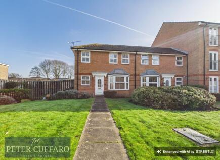 Lawrence Avenue, Stanstead Abbotts, SG12