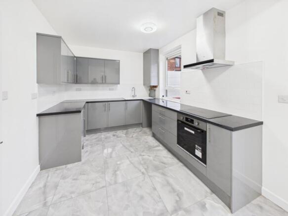 Kitchen/ Dining Room