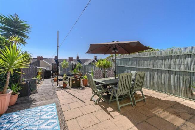 Jewel Street, Barry photo 5