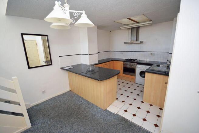 Kitchen / Dini...