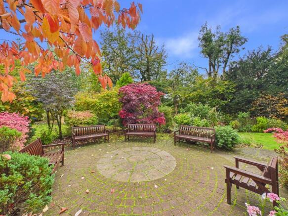 2 Roxburgh Park, East Kilbride, G74 photo 3
