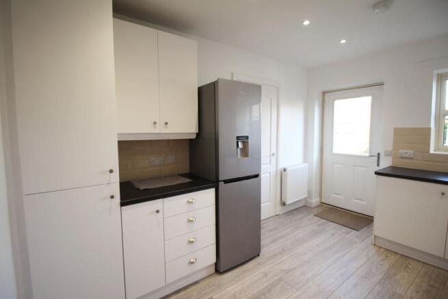 4 bed Terraced to rent Image 6