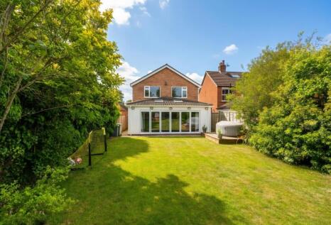 The Avenue, Trimley St. Mary