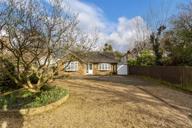 bungalow-burdon-lane-cheam-sutton-105.jpg