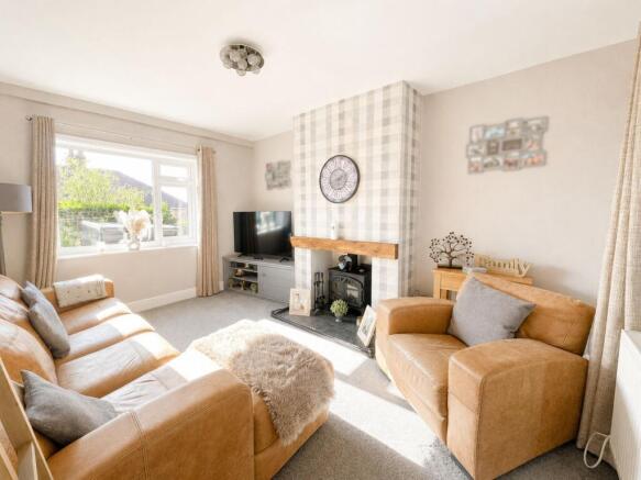 3 bed Terraced for sale Image 4