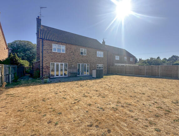 2 Burman Mews - Anna Charles-45 T202609211248.jpg