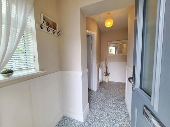 Causeway Crescent, Totton photo 4