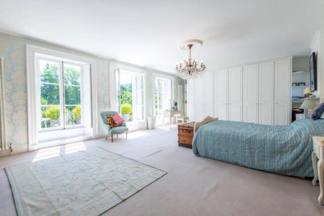 Principal bedroom