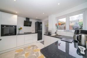 15, Sleets End, Hemel Hempstead HP1 3JA