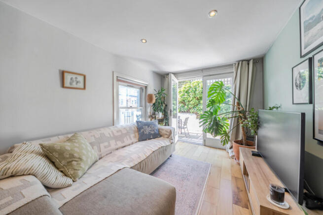 1508347-15-6a82cc...
