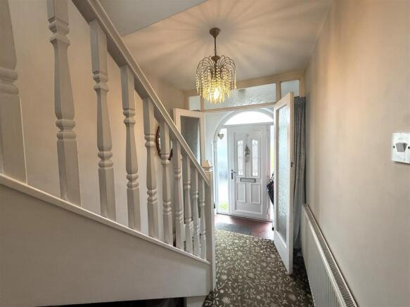 Hallway 2.JPG