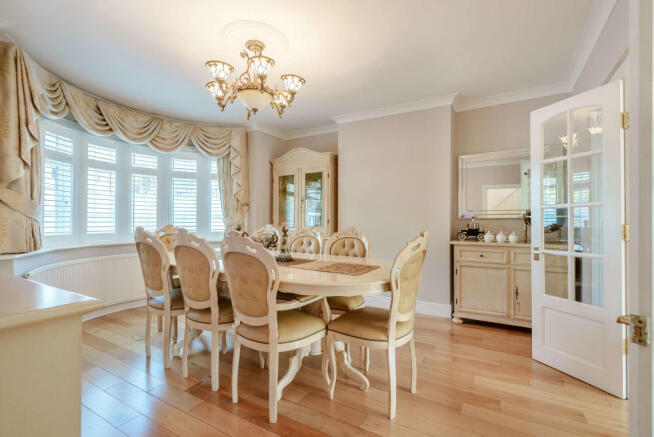 8515772-interior27-800