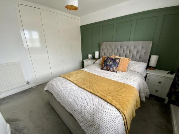 Bedroom 1 Wardrob...
