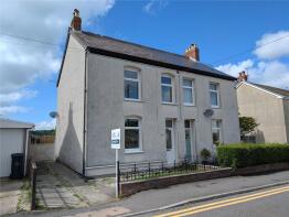 203, Brecon Road, Ystradgynlais, Swansea SA9 1QN