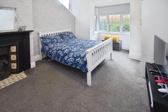 4 bed Terraced for sale Image 6
