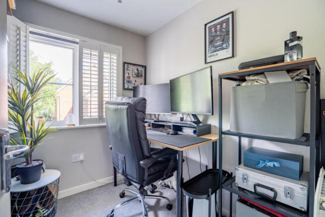 3 bed Terraced for sale Image 12