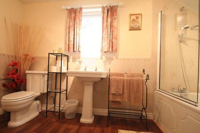 Photo 12