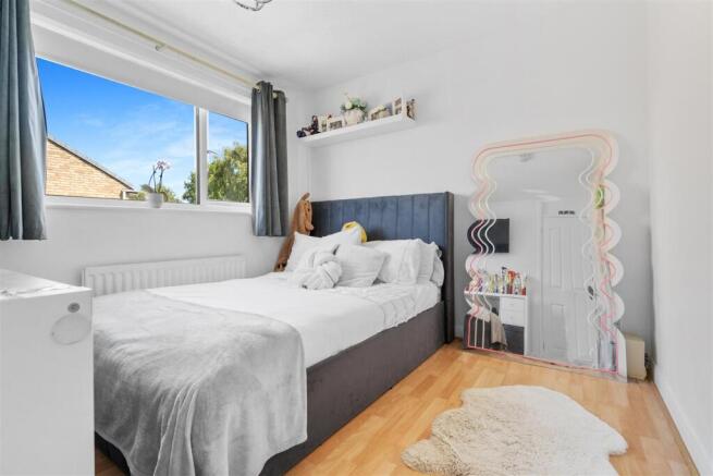 3 bed Semi-Detached for sale Image 12