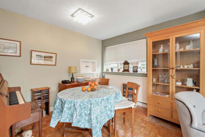 8466613-interior02-800.jpg