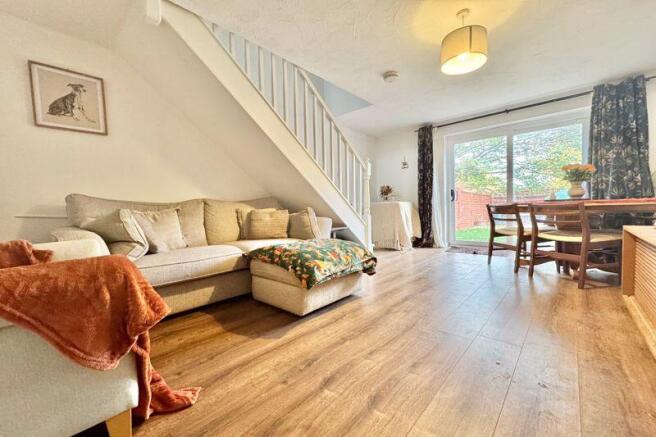 Charlock Road - Beautifully Presented  photo 4