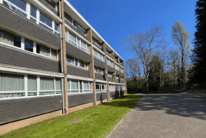 65, Oxford Gardens, London N21 2AN