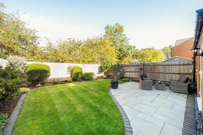 Gloster Road, Lutterworth, LE17 photo 4