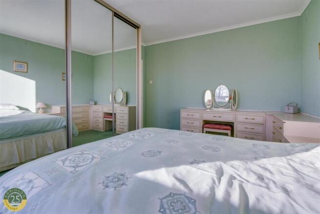 Bedroom 1-2.jpg