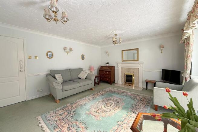 Burton Bradstock photo 4