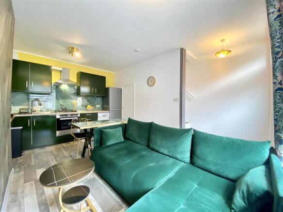 1 bed Terraced for sale Image 4