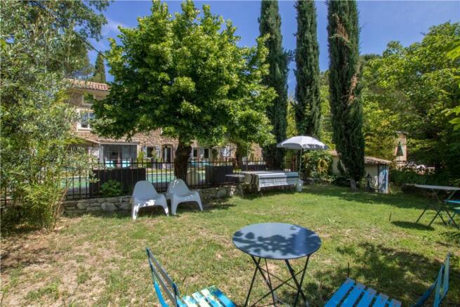 Vaison House Sale