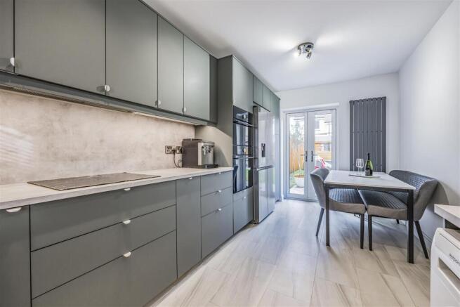 7 Longcroft Way, Havant-PorticoMarketing-Nexa-17.j