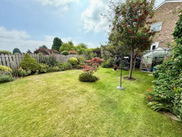 3 bed Bungalow to rent Image 7