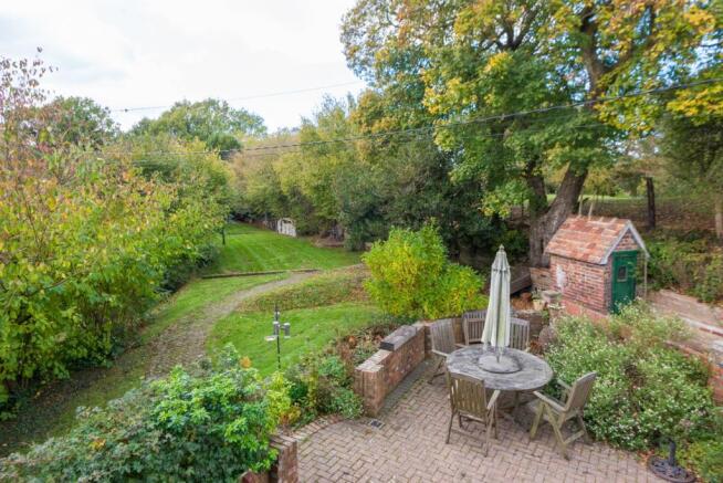 Garden & rear vi