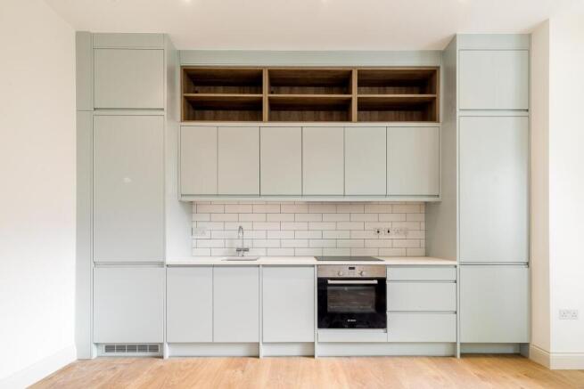 Lettings Shepherds Bush Loftus Road 28 RGF - Kitch
