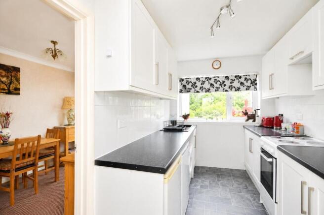 Kitchen1.jpg