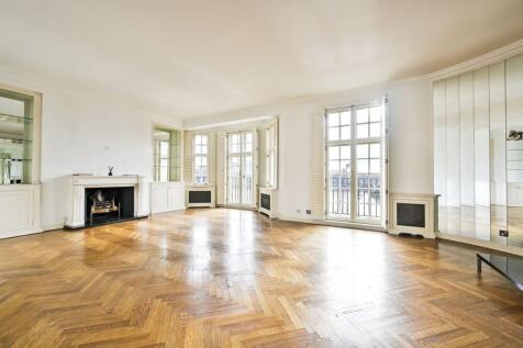 Cheyne Walk, Chelsea, London, SW3