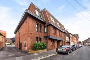 4, 18 Pennyfarthing House, Pennyfarthing Street, Salisbury SP1 1HJ