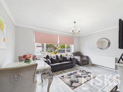 Seamore Avenue, Benfleet, SS7