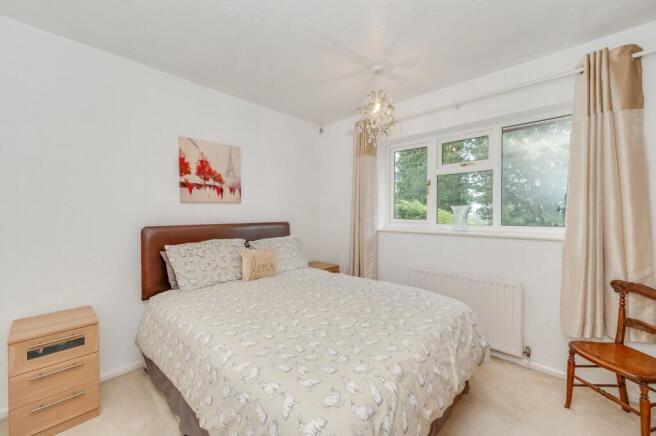 3 bed Detached Bungalow for sale Image 10