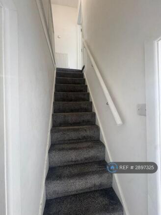 3 bed Terraced to rent Image 12