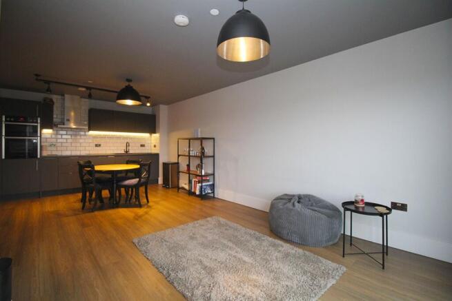 Lounge / Kitchen
