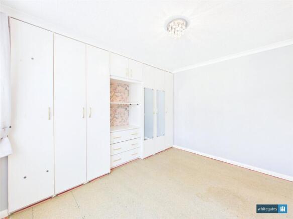 2 bed Park Home for sale Image 9