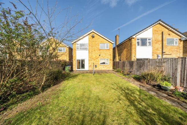 Greenacres Drive, Lutterworth photo 4