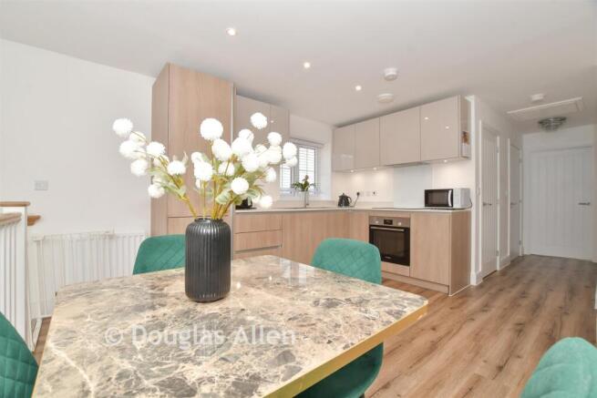 Lounge/Diner Kitchen