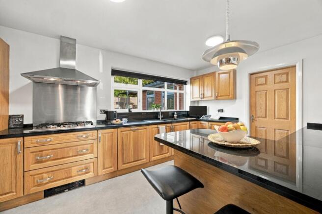Lodge Court, Mottram photo 4