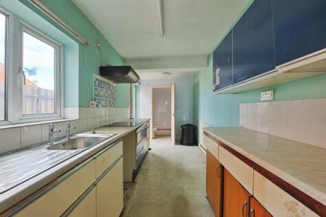 Queens Avenue, Barton-Upon-Humber, Lincolnshire, DN18