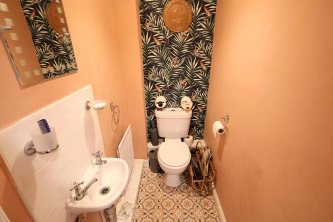 CLOAKROOM WC