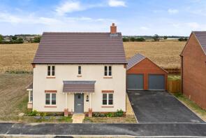 30, Gleanings Road, Irchester NN29 7FJ