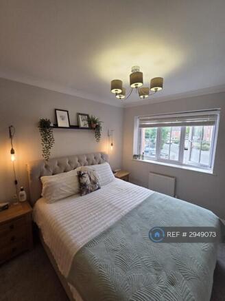 4 bed End of Terrace to rent Image 5