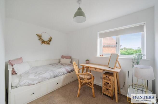 3 bed Semi-Detached for sale Image 10